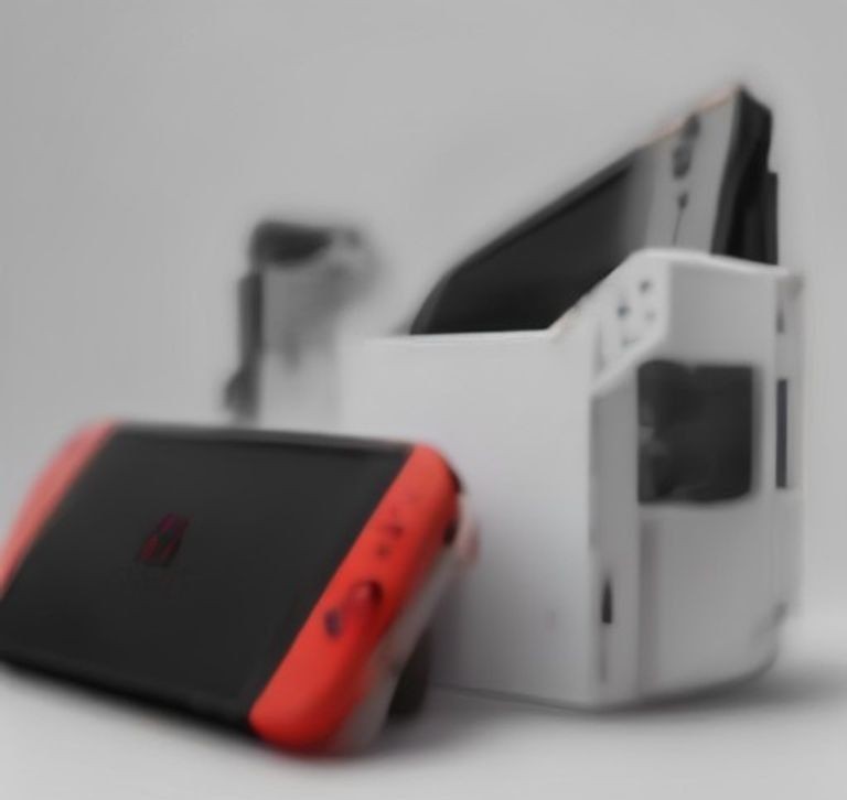 Consola Nintendo Switch (2 Versiones con Garantía Local)