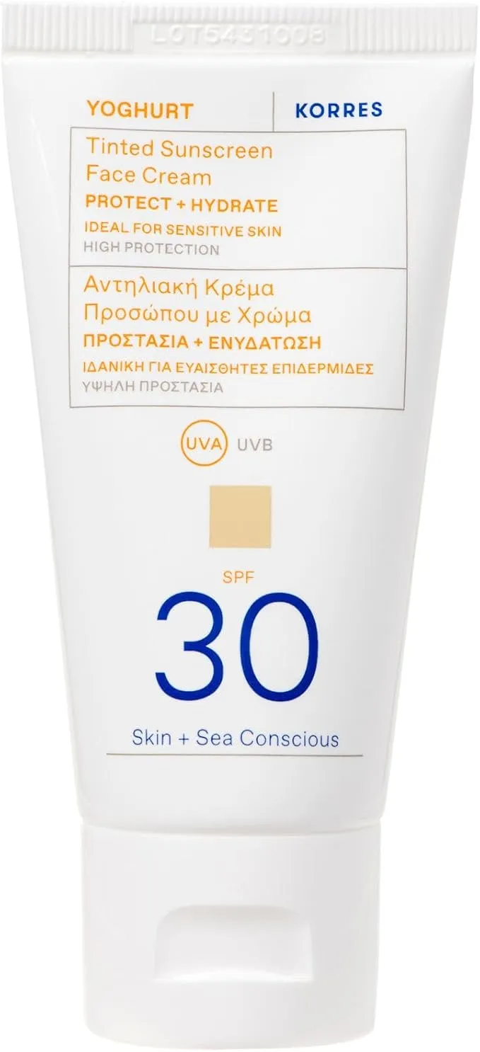 KORRES YOGHURT - Crema solar facial con color SPF30