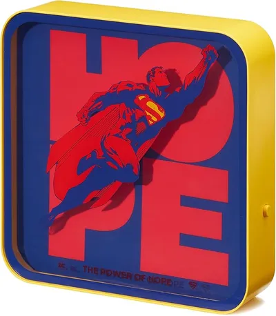 Numskull Lámpara de Escritorio y Pared Oficial Superman 2025