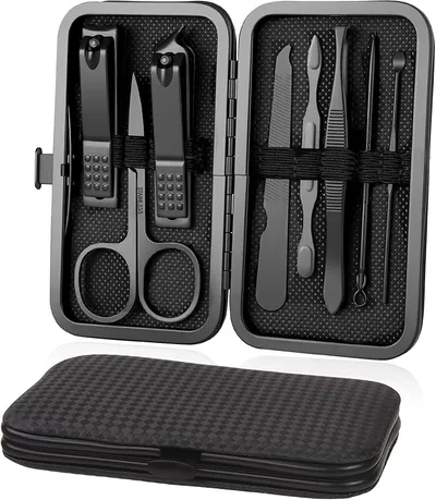 Kit manicura y pedicura URAQT