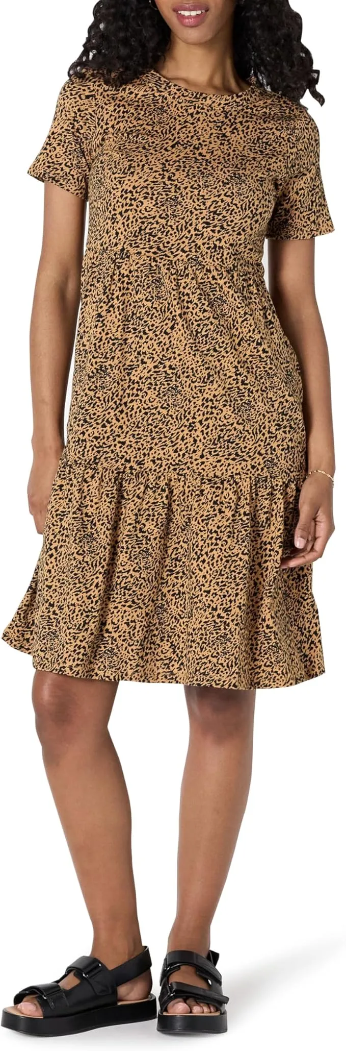 Amazon Essentials Vestido Escalonado de Manga Corta