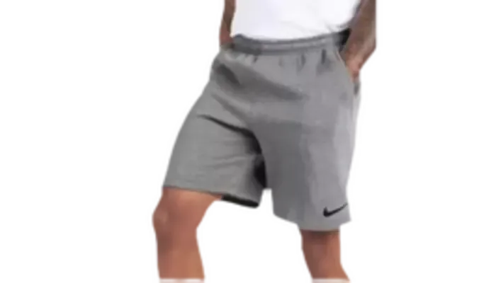 Pantalón Nike corto